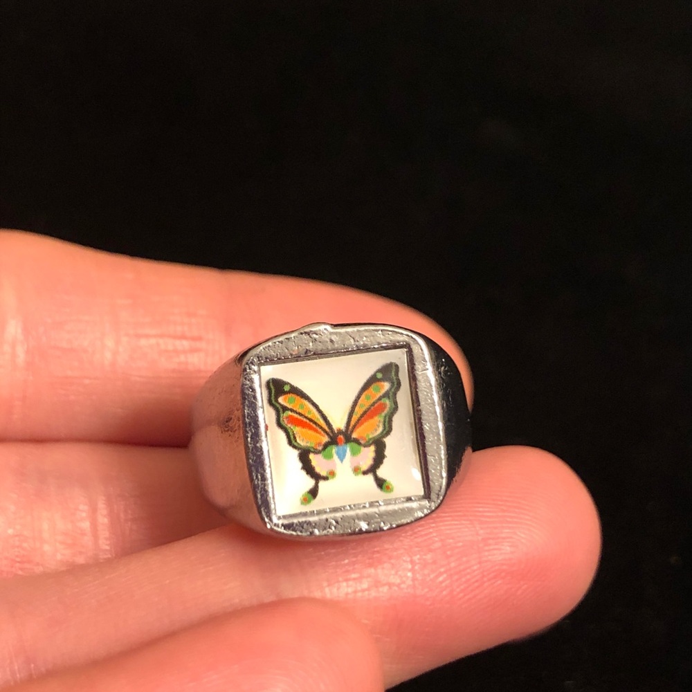 Butterfly Design Silver Tone Ring Costume Jewelry